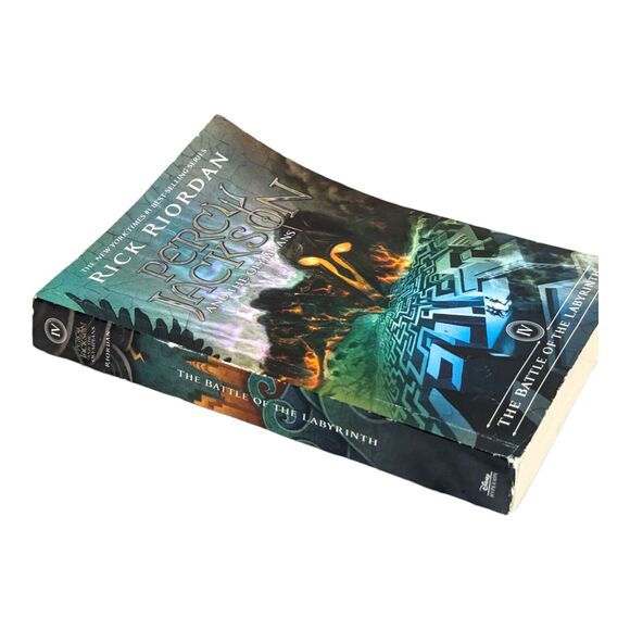 The Battle of the Labyrinth Percy Jackson & The Olympians Book 4 Paperback - Picture 3 of 3